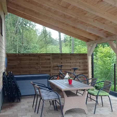 Letniskowy Nad Jeziorem Tatil Evi